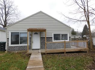 2117 W 11th St, Muncie, IN 47302