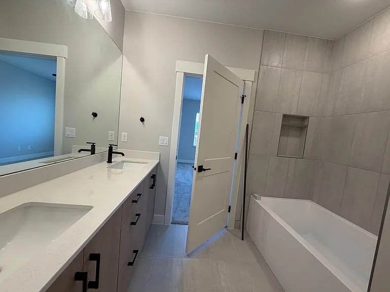 618 E Hemsworth Ln — Photo 21