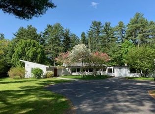 121 Farm St, Dover, MA 02030