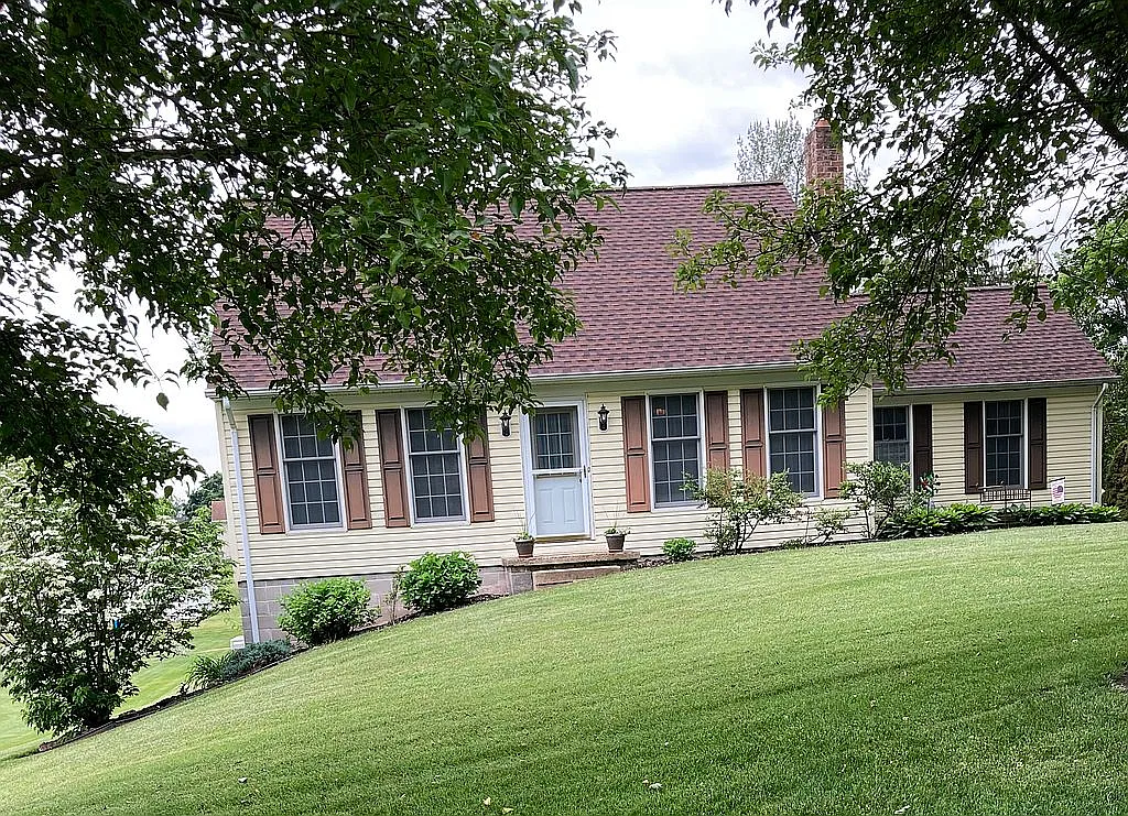 3130 Brookside Ave photo 1