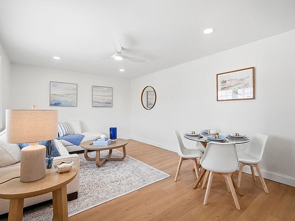 4th image of 715 Sterling Pl