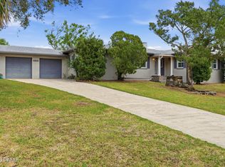 2203 S Peninsula Dr, Daytona Beach, FL 32118