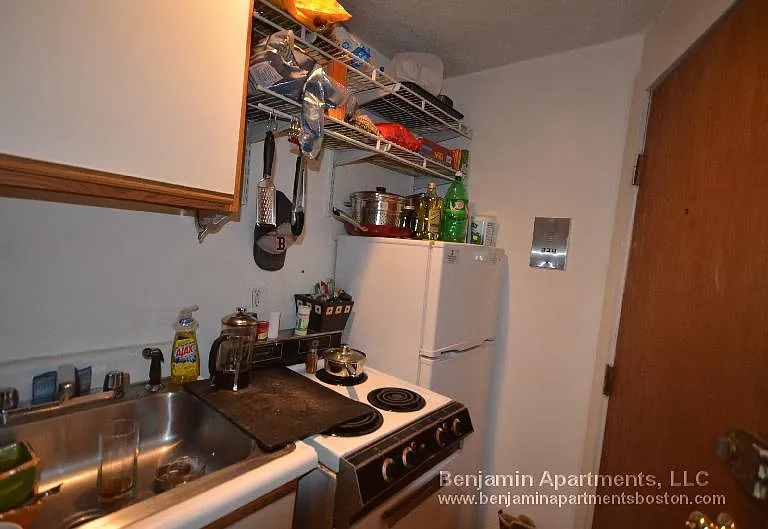 55 S Huntington Ave #301 — Photo 3