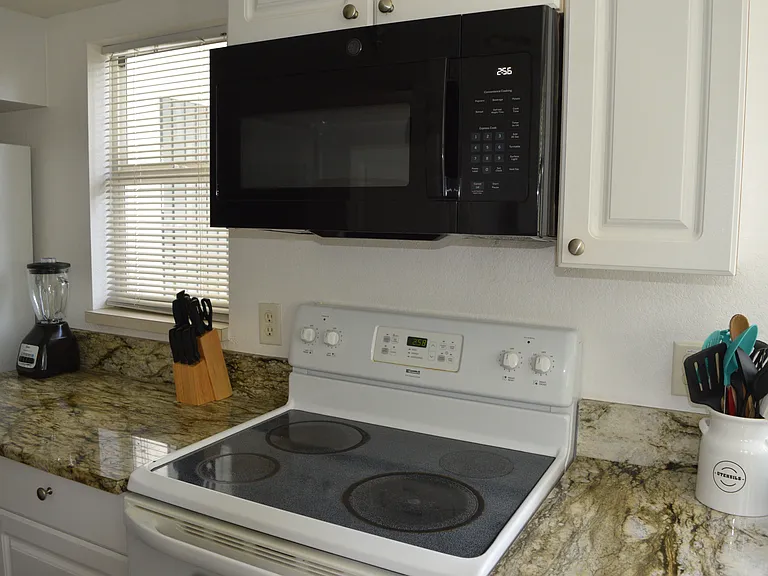 21107 Fountain View Ln #5201 — Photo 17