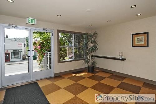 5th image of 7300 Woodlawn Ave NE APT 304