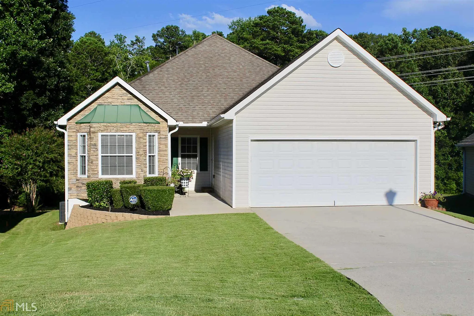 1132 Strath Clyde Way photo 1