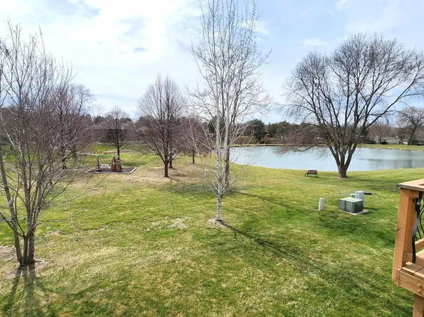 6805 Summerset Ct, Lincoln, NE 68516