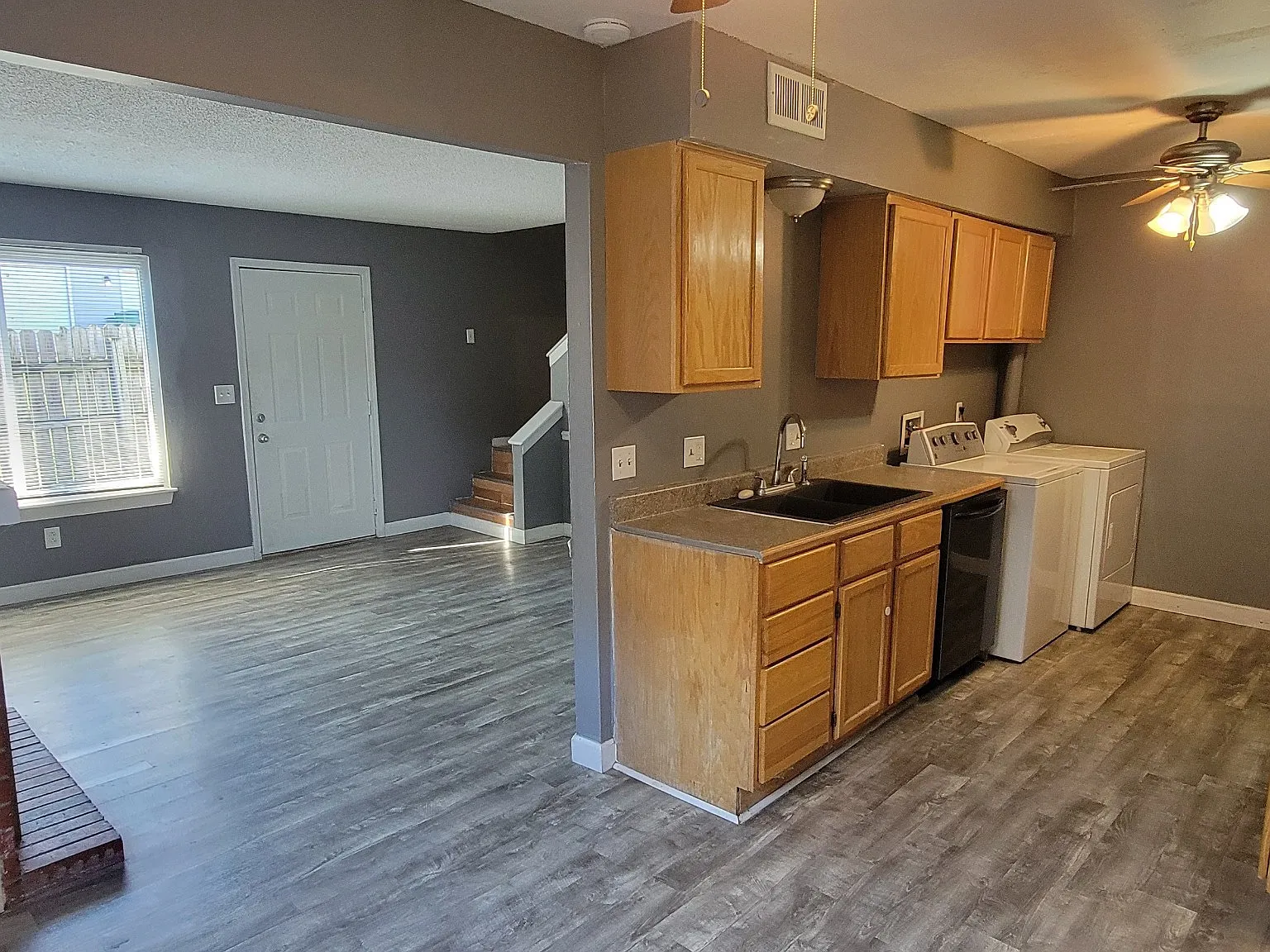 10009 NW Player Dr — Photo 4
