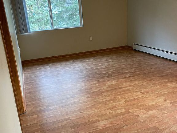 2nd image of 1910 10th Ave S APT 2
