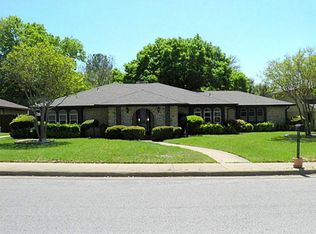 132 Mantlebrook Dr, Desoto, TX 75115