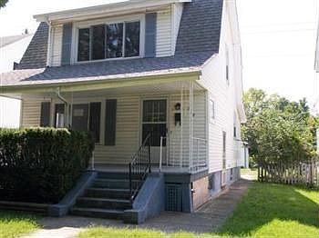 1st image of 703 Greenlawn Ave