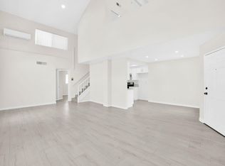 7750 Laurel Canyon Blvd #9, North Hollywood, CA 91605
