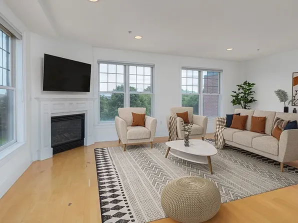 1306 Columbia Rd APT 5A, South Boston, MA 02127