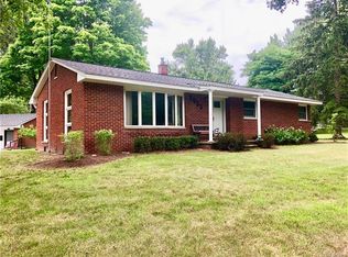 2055 Oklahoma Ave, Rochester Hills, MI 48309