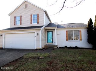 4400 Fallen Apple Ln, Louisville, KY 40218