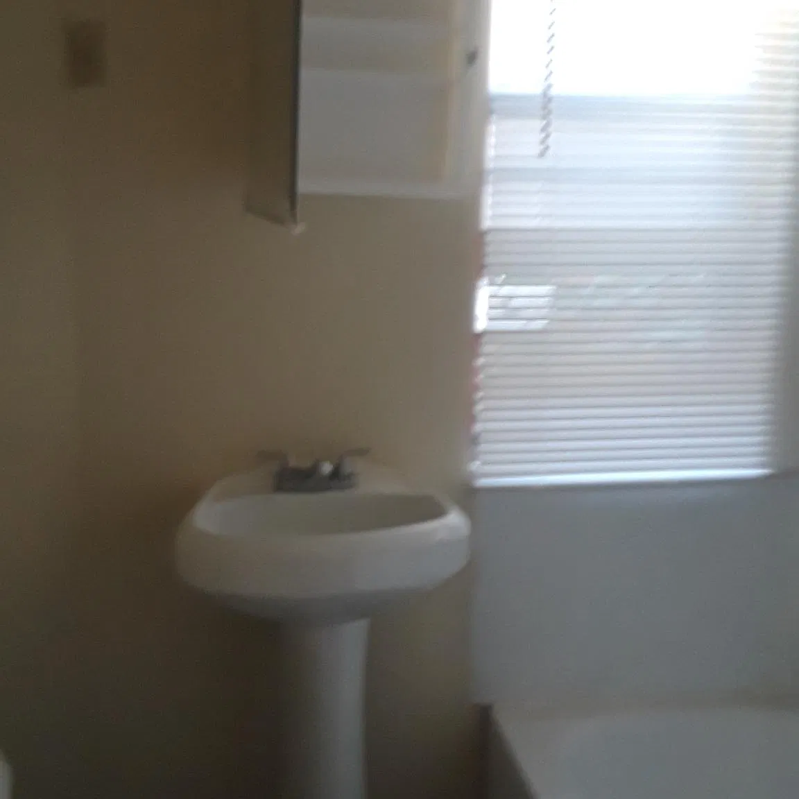 3 bed, 1.5 bath, 1110 sqft, $1,250 — Photo 3