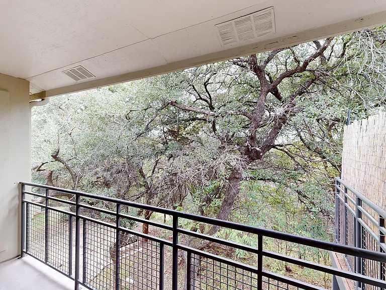 Barton Creek Landing — Photo 46