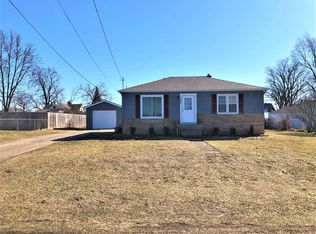 706 Lyles St SE, Kentwood, MI 49548