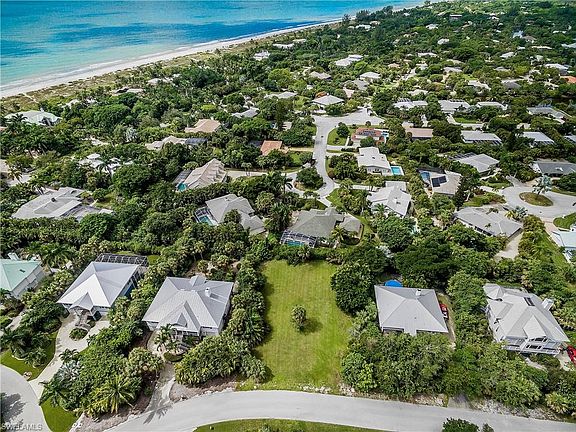 2nd image of 539 Sea Oats Dr