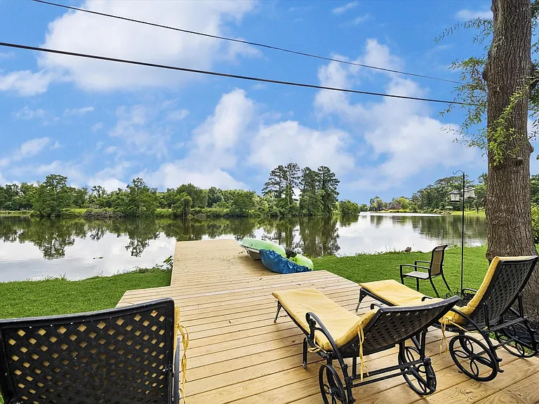 407 Brook Hollow Dr — Photo 46