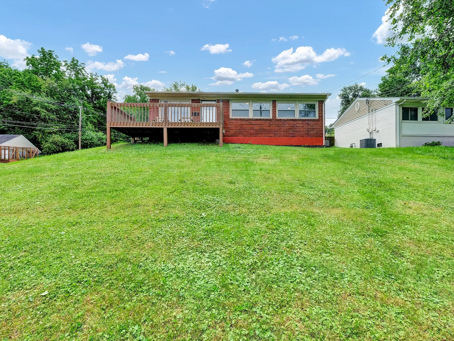 1962 Mellwood Avenue - 1 — Photo 2