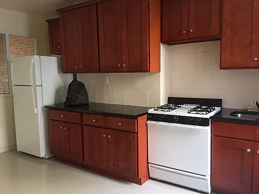 Rented by David Francis New York LLC | media 6