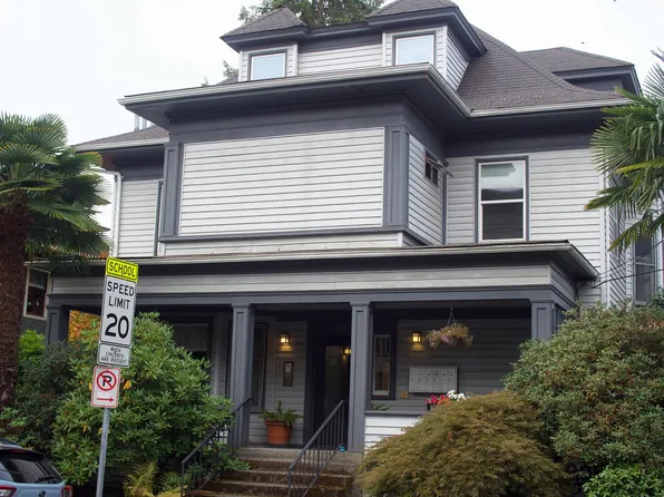 1733 15th Ave Unit 205, Seattle, WA 98122