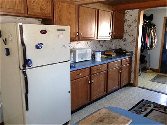 5th image of 12133 Beach St