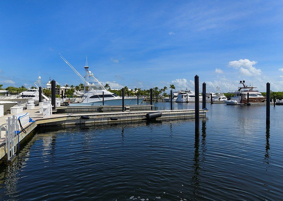 2nd image of 201 Ocean Reef Dr #Es-12