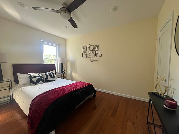 2nd image of 255 Lafayette Pl APT 2R