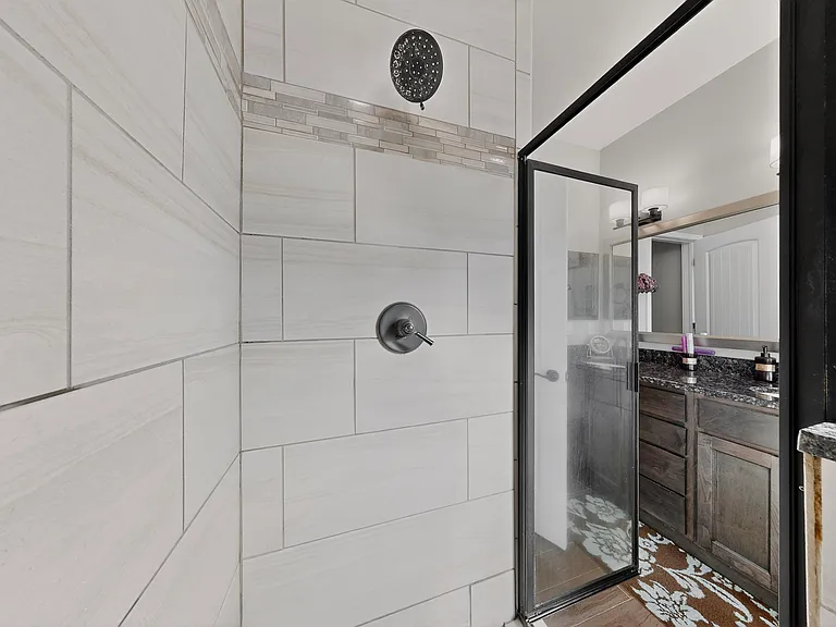 14717 Charles Foster Ave — Photo 29