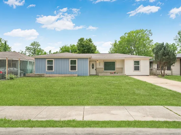 5646 Flamingo Dr, Houston, TX 77033