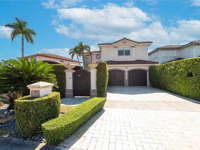 15748 SW 92nd Ter, Miami, FL, 33196