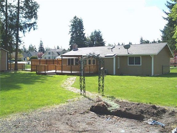 4th image of 2595 SE Berger Ln