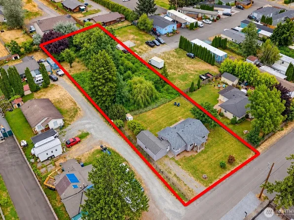 216 4th Avenue SW, Pacific, WA 98047