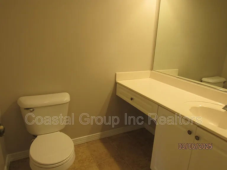 1538 Stillwood St — Photo 12