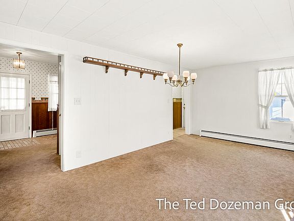 4th image of 142 W 32nd St