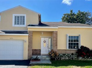 13870 NE Langley Pl, Davie, FL 33325