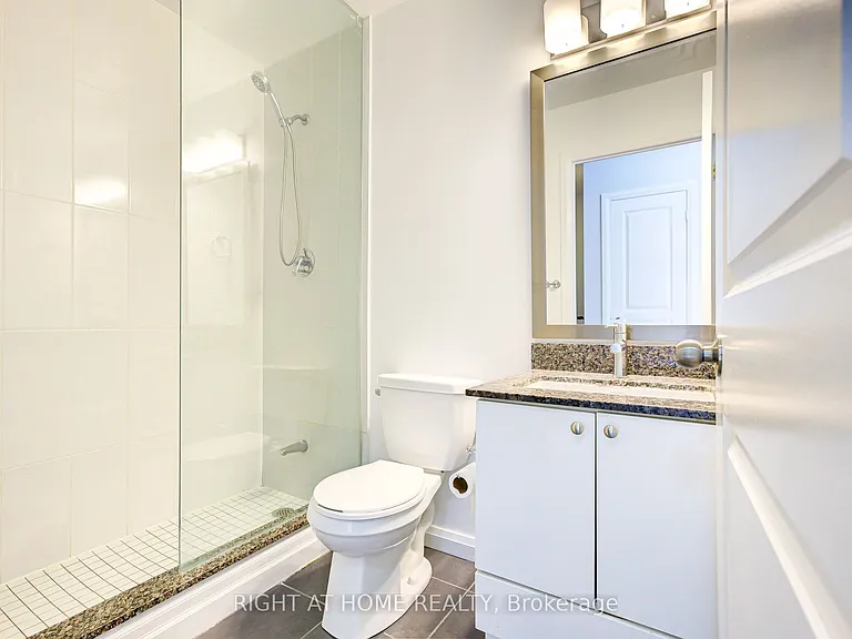 55 Eglinton Ave W #101 — Photo 14