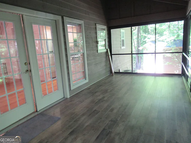 139 Trevor Trl — Photo 34