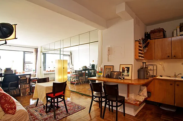 Sold by City Connections Realty | media 1