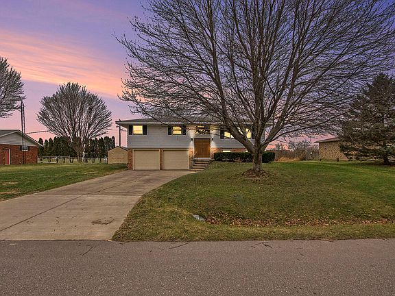 2nd image of 4688 Beechnut Dr