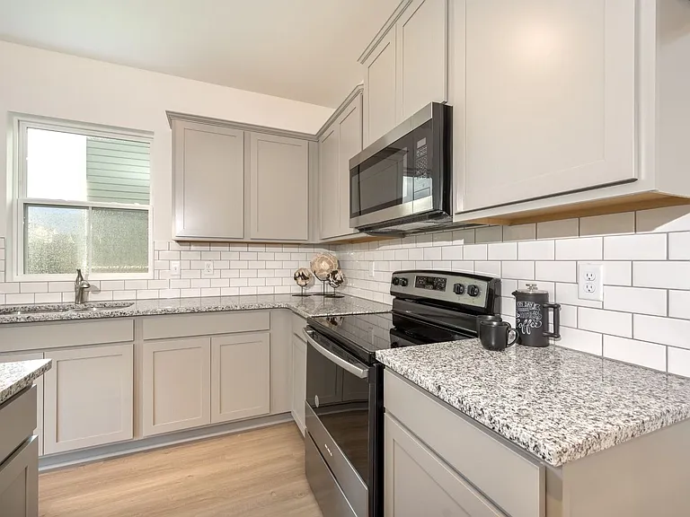 3206 Hearth Hollow Rd — Photo 16