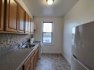 8615 Fort Hamilton Pkwy APT B42, Brooklyn, NY 11209