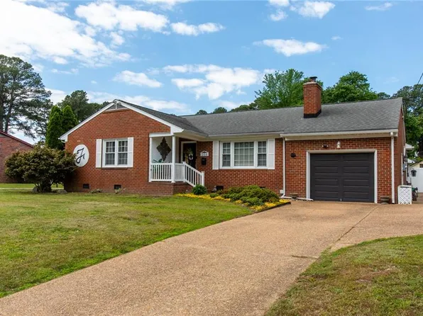 108 Bayberry Dr, Newport News, VA 23601
