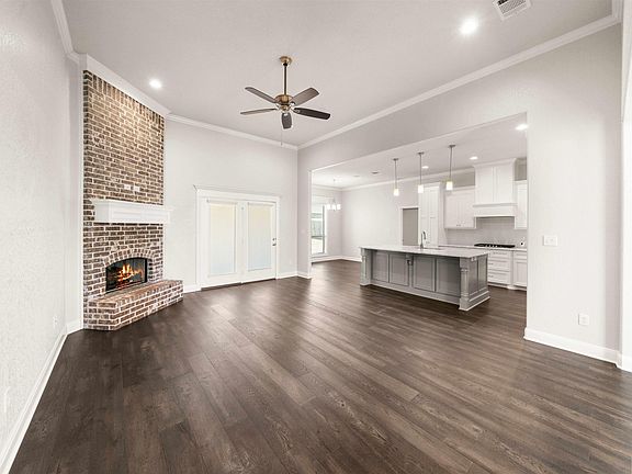 5th image of 4207 Chapel Cir