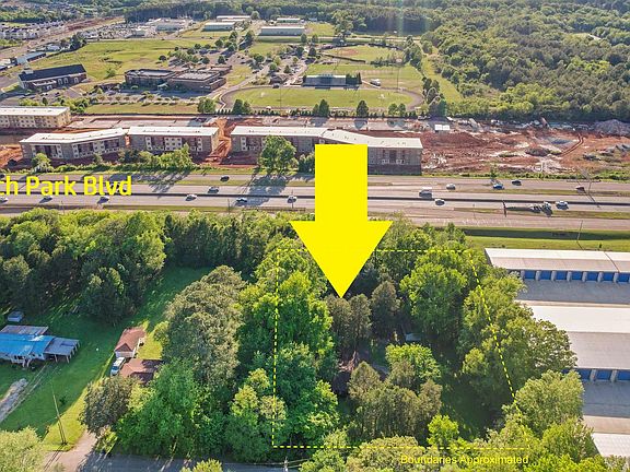 4th image of 218 Travis Rd
