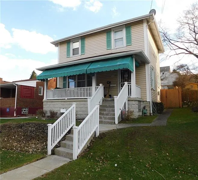 204 Elizabeth St photo 1