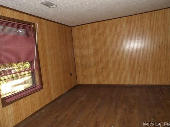 5th image of 501 W Baldwin St