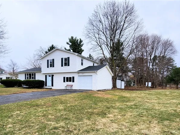 657 Regina Dr, Webster, NY 14580